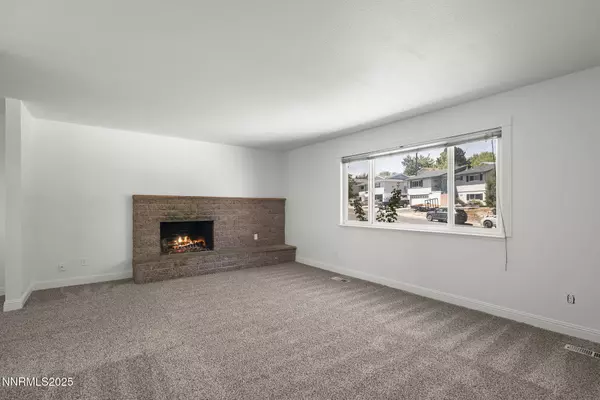 2745 Everett DR Drive, Reno, NV 89503