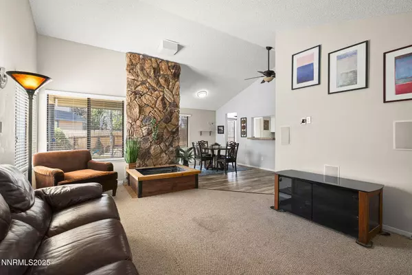 6835 Pah Rah DR, Sparks, NV 89436