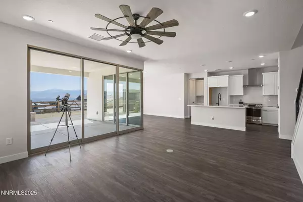 5469 Fossilstone, Sparks, NV 89436