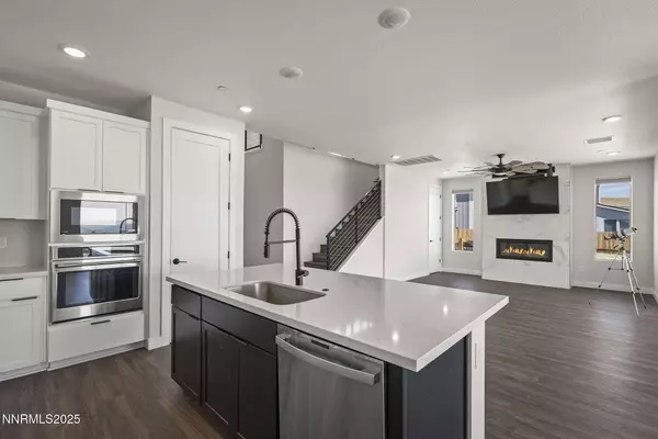 5469 Fossilstone, Sparks, NV 89436