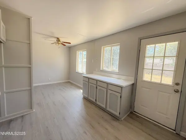 1125 Dodson WAY, Sparks, NV 89431