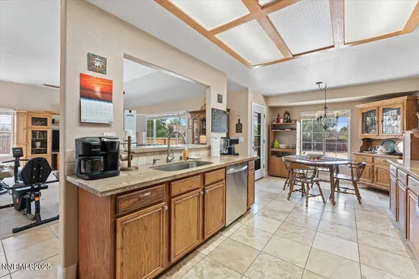 1406 Rosy Finch DR, Spanish Springs, NV 89441