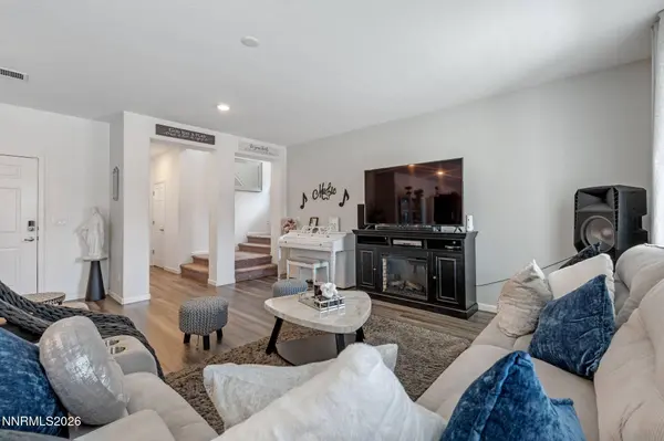 8015 Flint Springs, Sun Valley, NV 89433