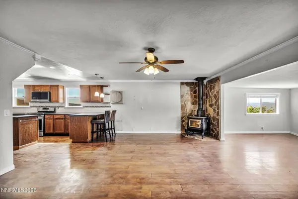 27 McClellan Peak DR, Carson City, NV 89706