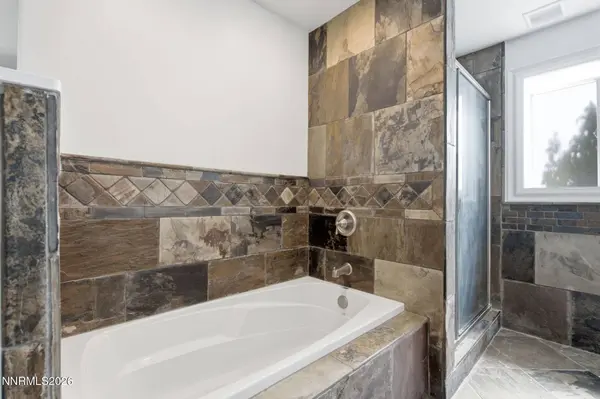 1406 La Loma DR, Carson City, NV 89701