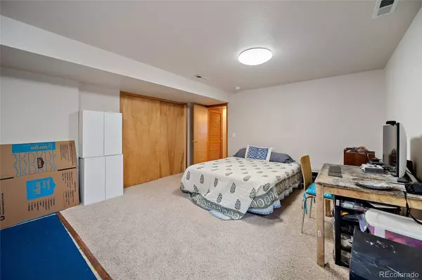 8112 Old Exchange DR, Colorado Springs, CO 80920