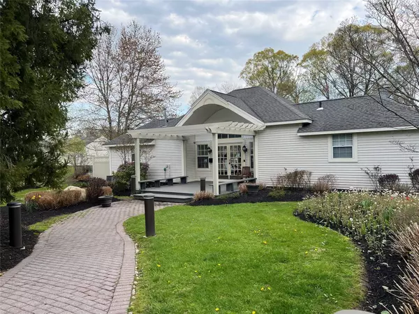 207 Cornwall Meadows LN, Patterson, NY 12563