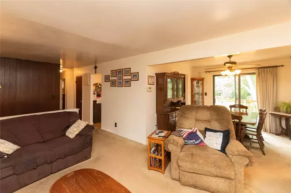 3042 Gomer ST, Yorktown Heights, NY 10598