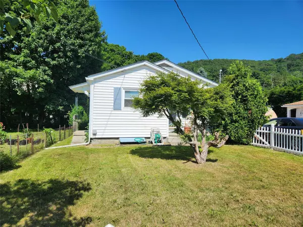 11 Lake ST, Highland Falls, NY 10928