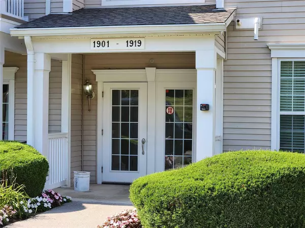 1913 Saratoga LN, Fishkill, NY 12524