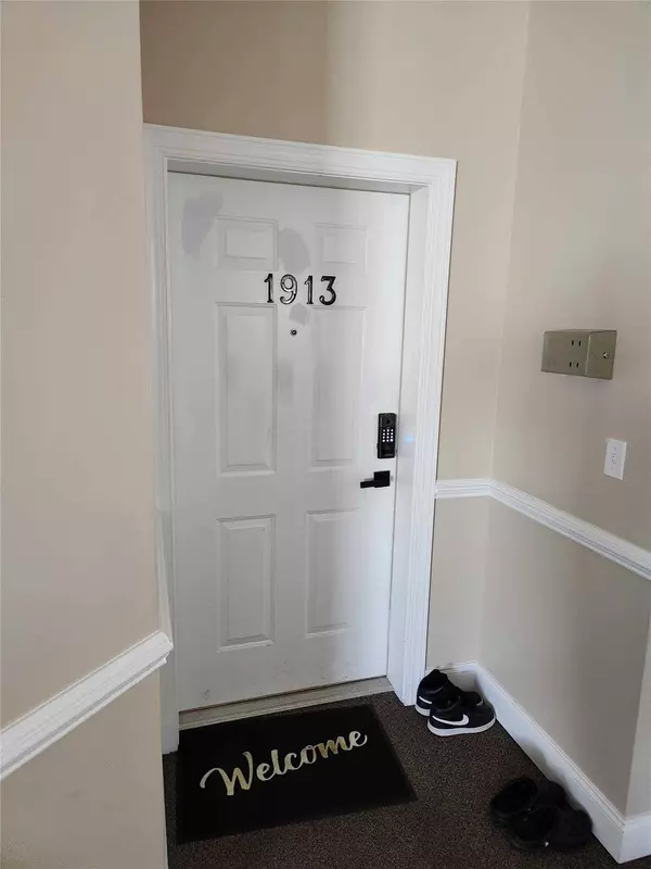 1913 Saratoga LN, Fishkill, NY 12524