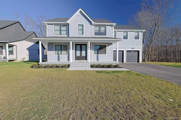 26 Wildwood DR, Rock Tavern, NY 12575