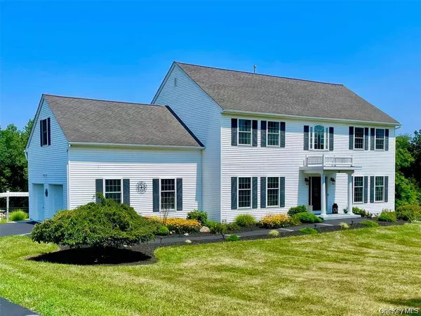 12 Jansen CT, Walden, NY 12586