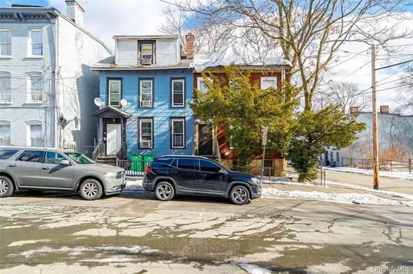 33 Clark ST, Newburgh, NY 12550