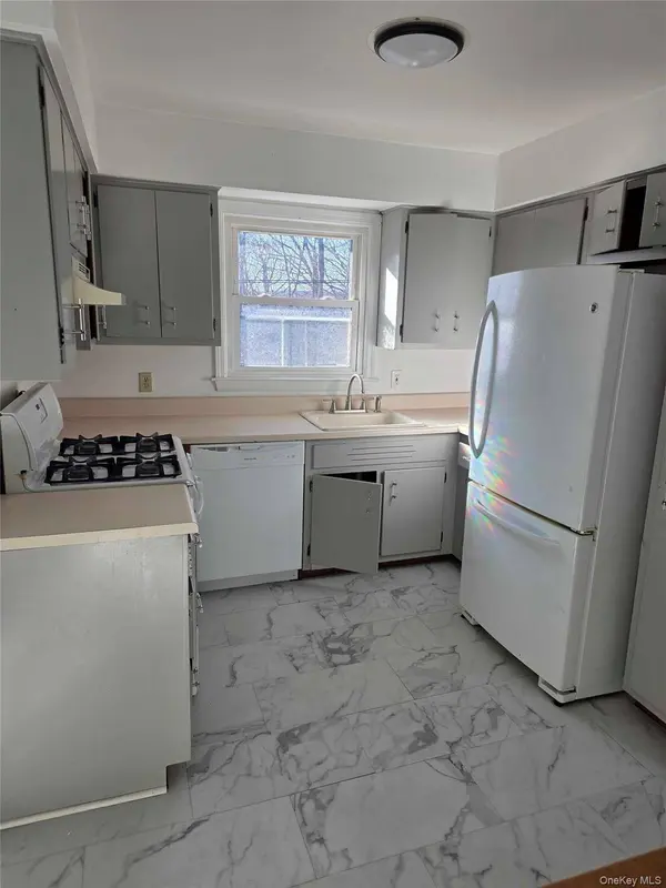 1668 Route 9 #5M, Wappingers Falls, NY 12590