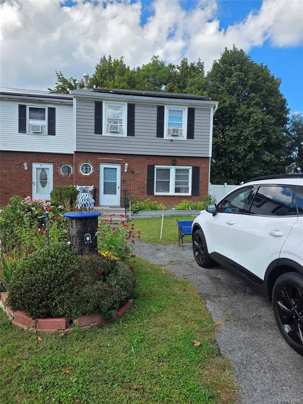 17 Harbor Hill CT, Beacon, NY 12508