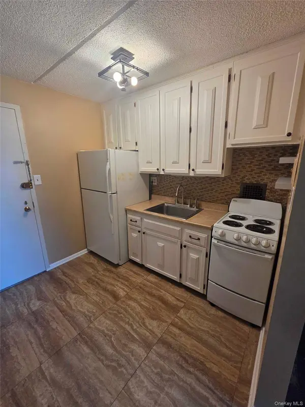 160 Academy ST #3P, Poughkeepsie, NY 12601