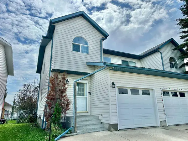 9109 112 AVE, Grande Prairie, AB T8X 1K5
