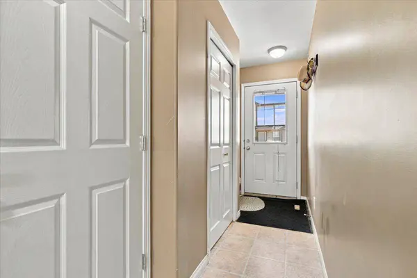 10150 121 AVE #209, Grande Prairie, AB T8V 8H2