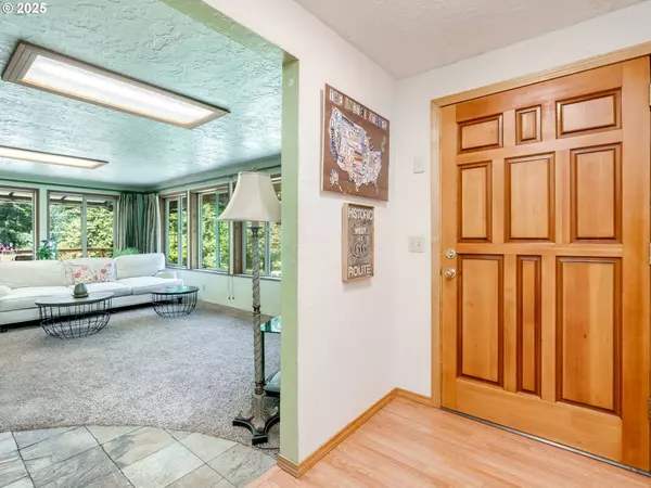 24873 S BEESON RD, Beavercreek, OR 97004