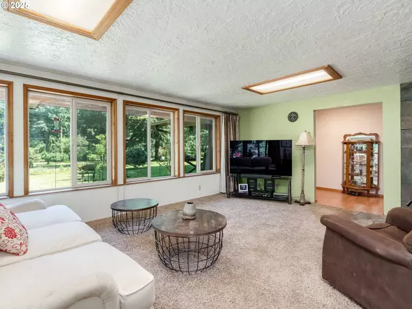 24873 S BEESON RD, Beavercreek, OR 97004