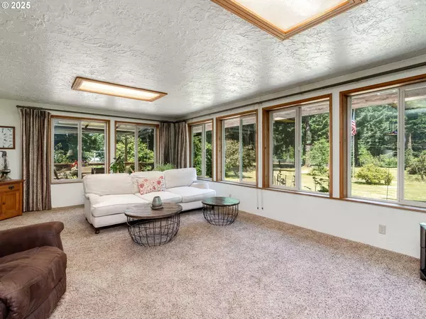 24873 S BEESON RD, Beavercreek, OR 97004