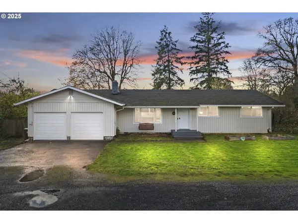 745 HARPER LN, St Helens, OR 97051