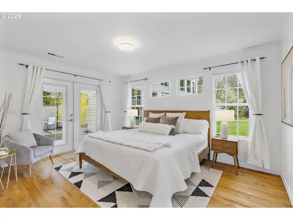 4704 SW 53RD AVE, Portland, OR 97221