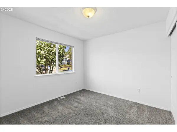 38984 JERGER ST, Sandy, OR 97055