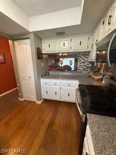 7055 New Post DR #6, North Fort Myers, FL 33917