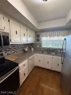 7055 New Post DR #6, North Fort Myers, FL 33917