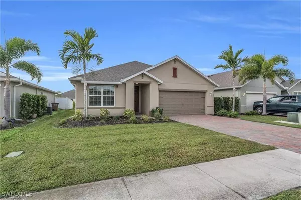 3304 Acapulco CIR, Cape Coral, FL 33909