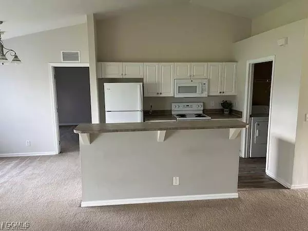 2723 NW 7th TER, Cape Coral, FL 33993