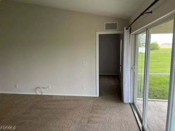 2723 NW 7th TER, Cape Coral, FL 33993