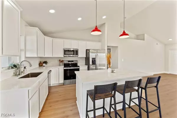 1805 NW 3rd AVE, Cape Coral, FL 33993