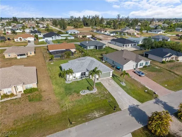 1805 NW 3rd AVE, Cape Coral, FL 33993