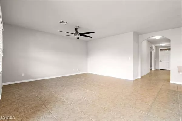 15268 Yellow Wood DR, Alva, FL 33920