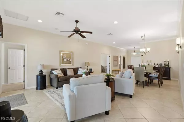 20604 Chestnut Ridge DR, North Fort Myers, FL 33917