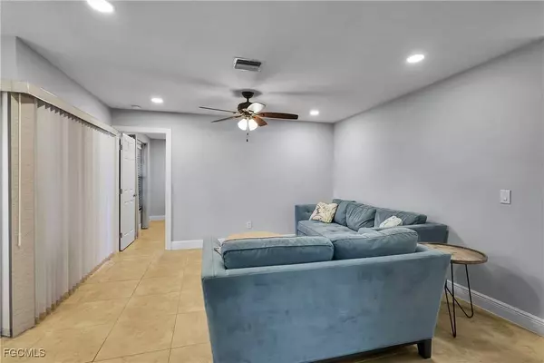 1428 SW 50th ST #117, Cape Coral, FL 33914