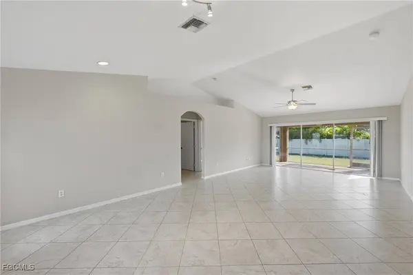 2822 NW 11th TER, Cape Coral, FL 33993