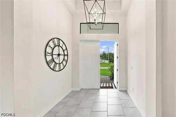 2524 SW 31st LN, Cape Coral, FL 33914