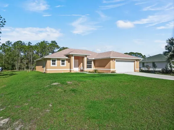1405 Cleveland AVE, Lehigh Acres, FL 33972