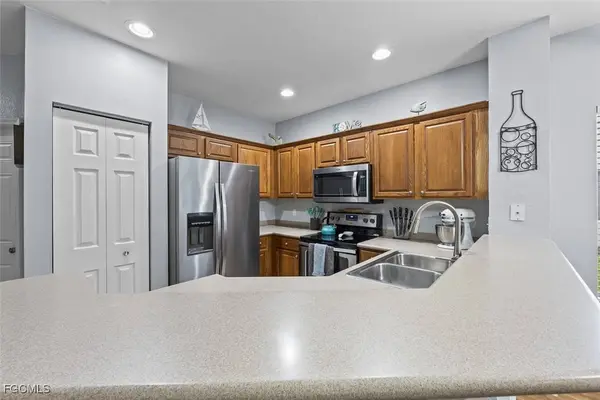 8169 Pacific Beach DR, Fort Myers, FL 33966