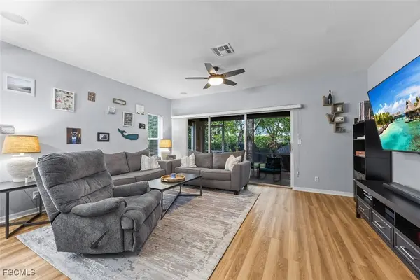 8169 Pacific Beach DR, Fort Myers, FL 33966