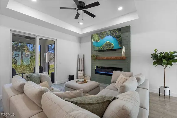 3764 Kemper ST, Fort Myers, FL 33905