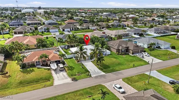 2026 SW 30th ST, Cape Coral, FL 33914