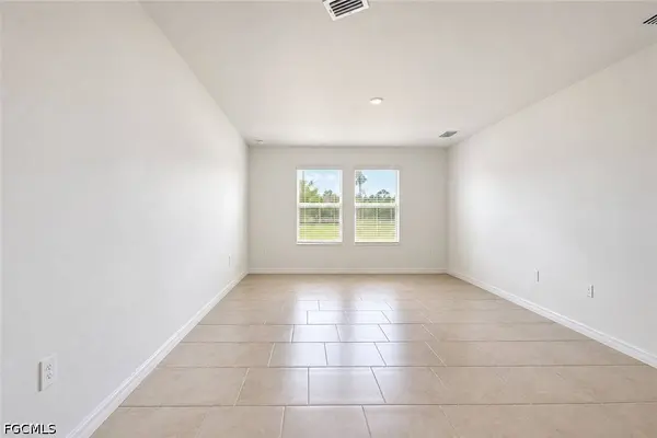 12421 Amber Waves RD, Lehigh Acres, FL 33974
