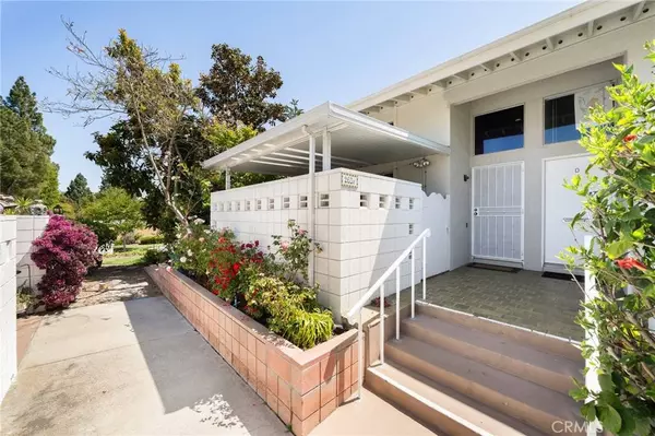 263 Calle Aragon, Laguna Woods, CA 92637