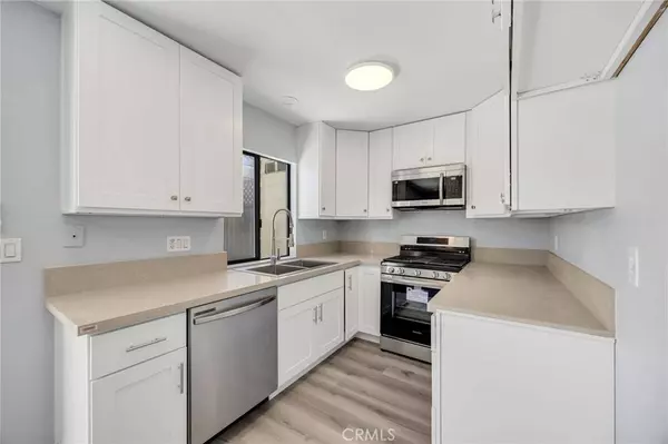 5 Sundance DR, Newport Beach, CA 92663