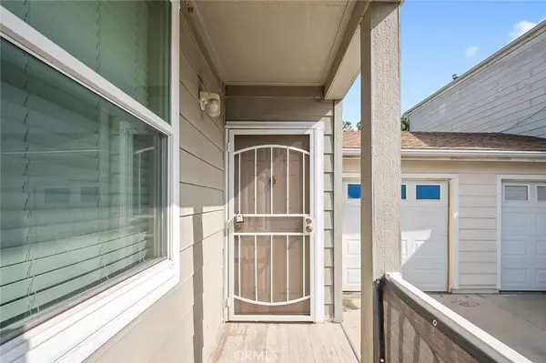 9921 Flora Vista #5, Bellflower, CA 90706